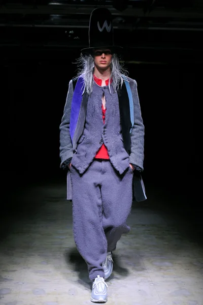 Look 7